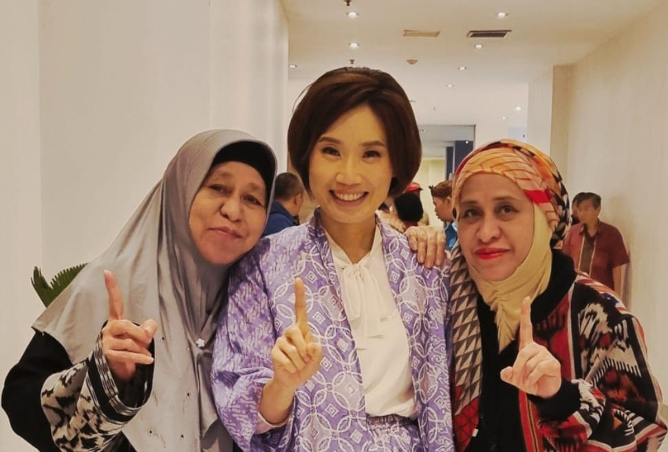 Gambar Latar Belakang 1